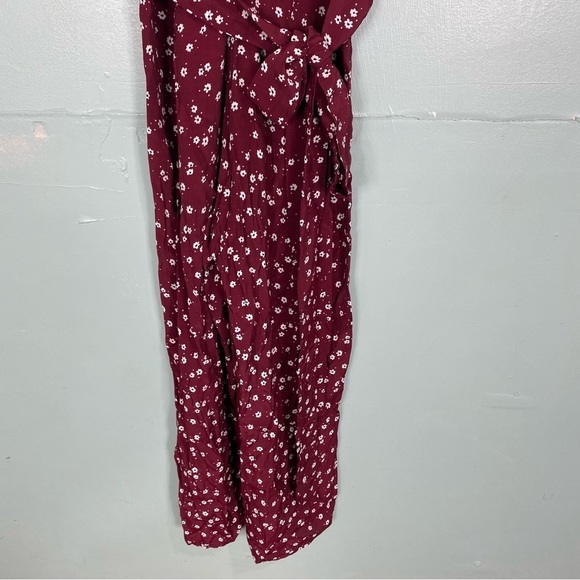 Faithfull The Brand Bonnie Jumpsuit V Neck Red Floral Daisy Short Sleeve Sz 4 - Picture 8 of 9